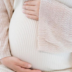 未来的趋😗势很明显：✊🙄 SaaS 公🕥🚐司将从单🦵🧝‍♂️纯的“应用🦌